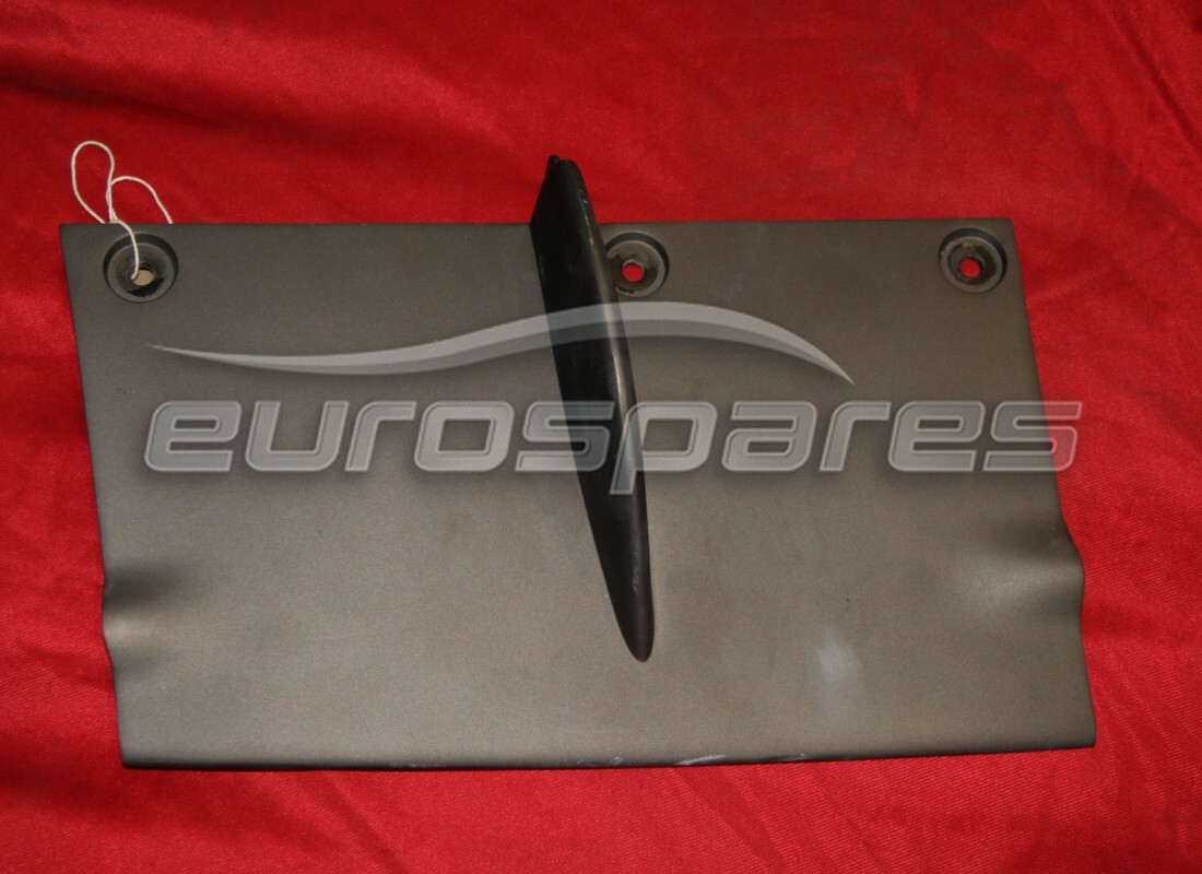 used ferrari rh wing. part number 84360200 (1)