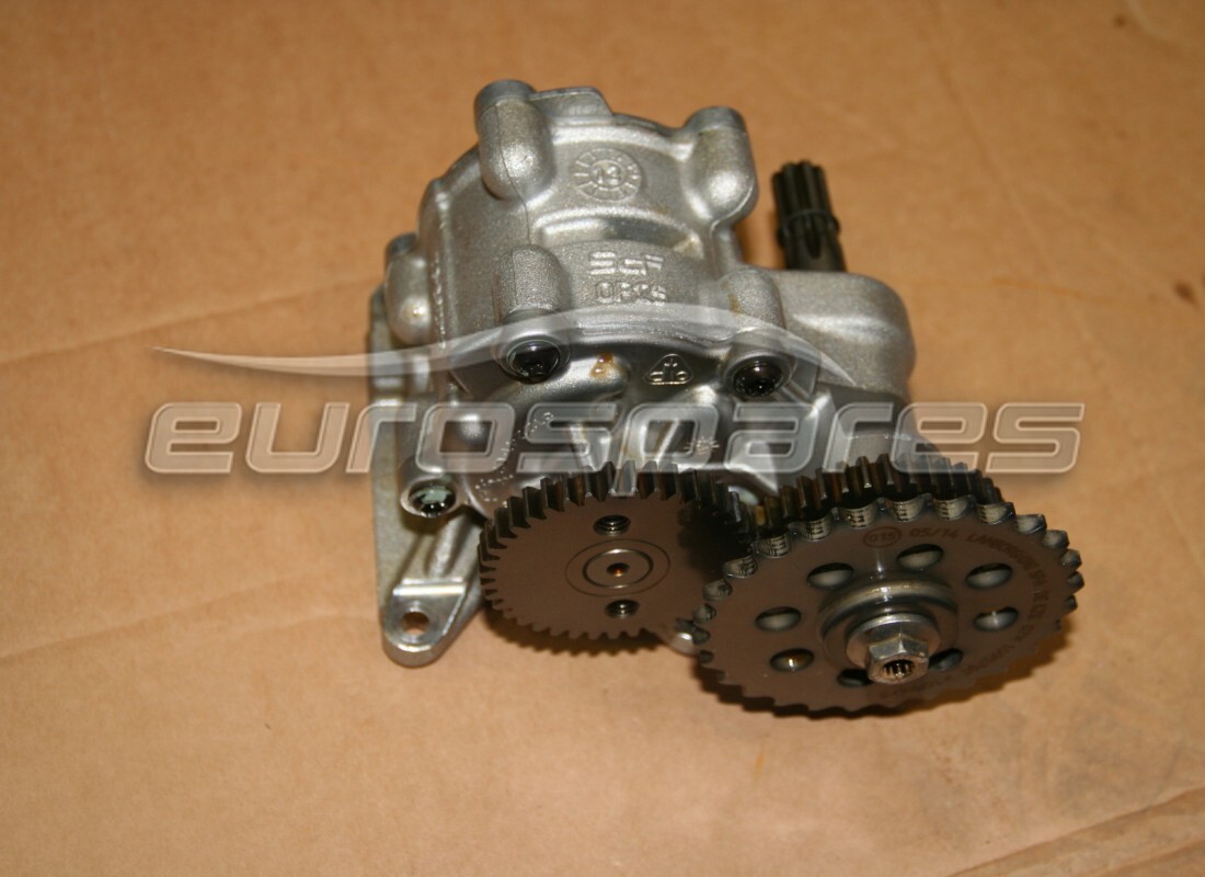 used lamborghini oil pump. part number 07m115105t (1)