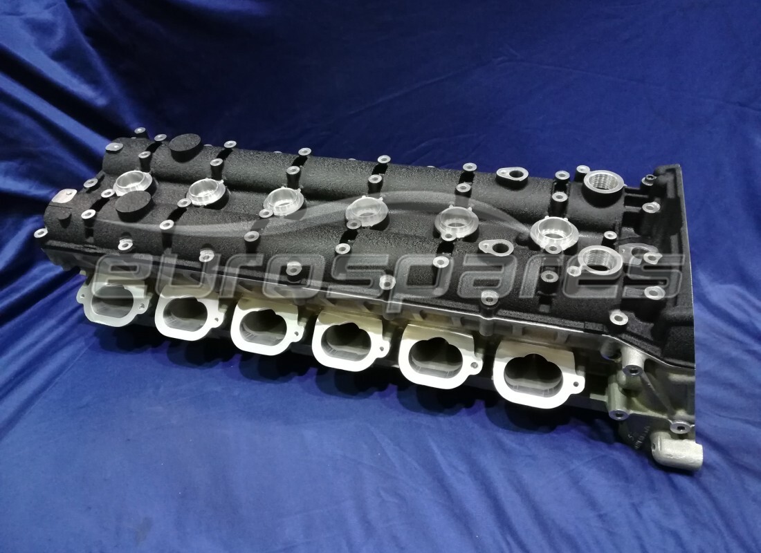 new lamborghini cylinder head, 7-12. part number 07m103065e (1)