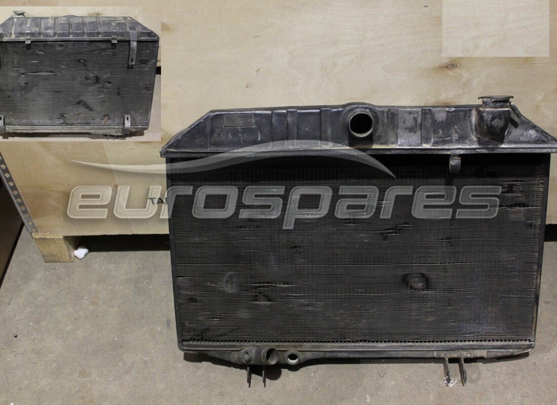 used ferrari radiator 275 gtb4 oe. part number 800136 (1)