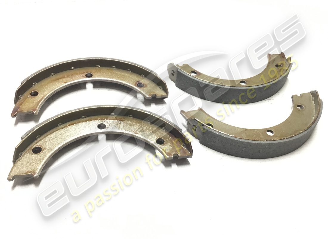 NEW Eurospares HAND BRAKE SHOES KIT (4 PCS.) . PART NUMBER 134847 (1)