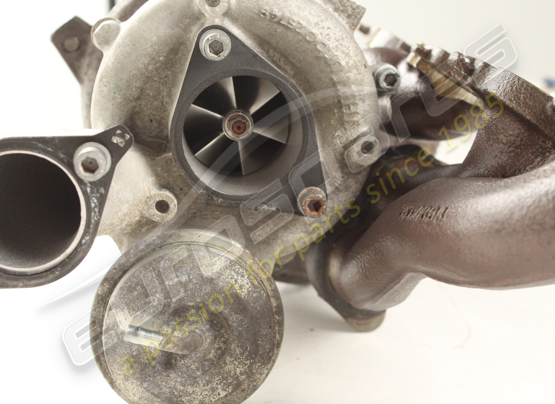 used ferrari lh turbocharger. part number 307673 (2)