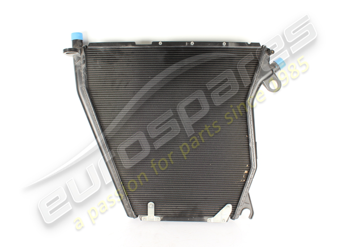 new ferrari lh water radiator. part number 769670 (1)