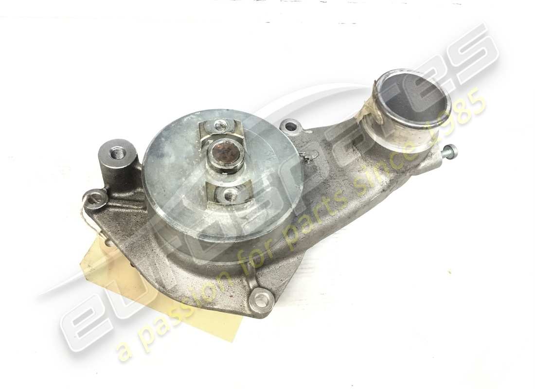 used lamborghini water pump. part number 07m121011b (1)