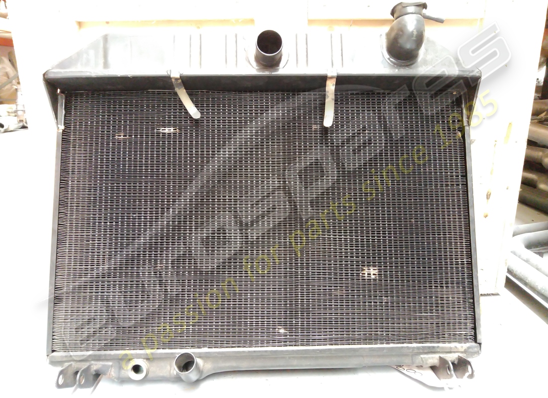 new ferrari radiator series 2. part number 800090 (1)