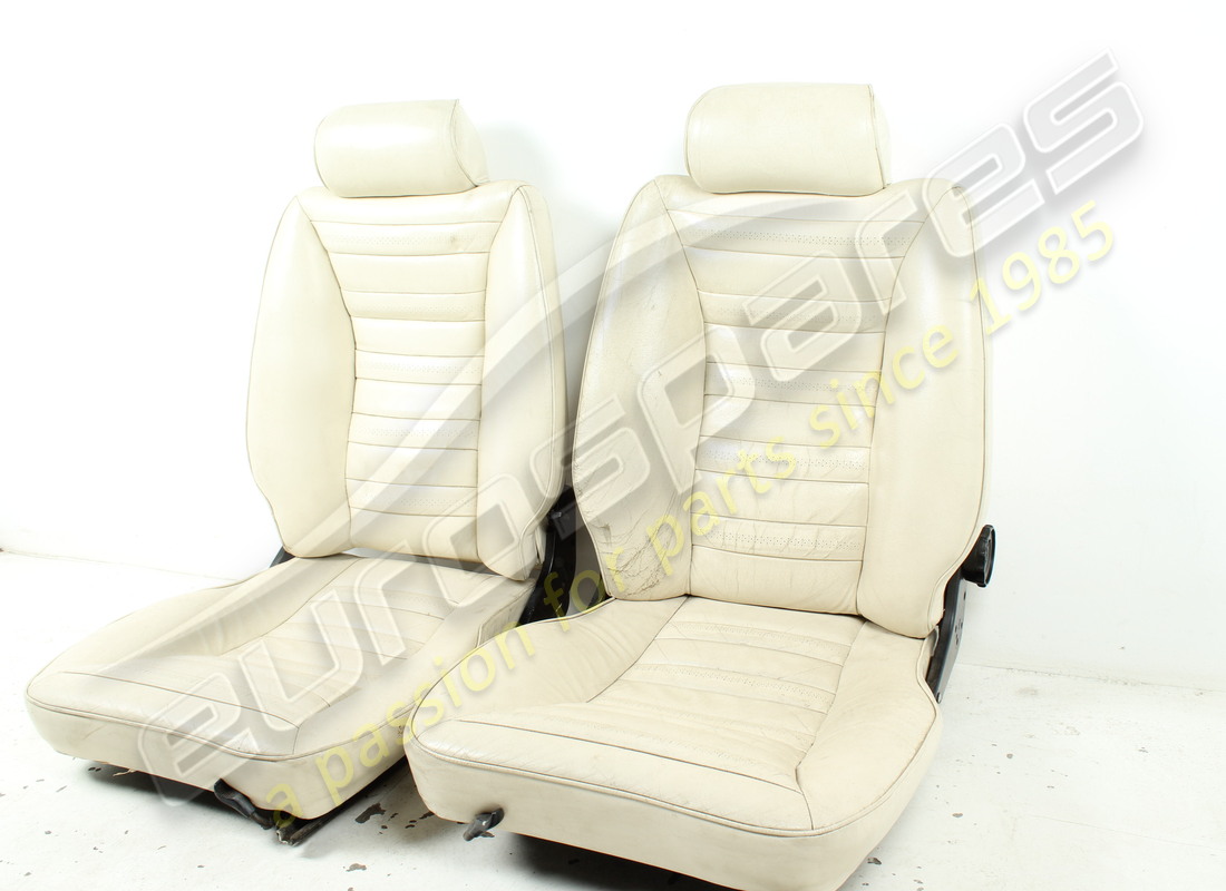 used lamborghini complete interior in cream. part number 001147541 (2)