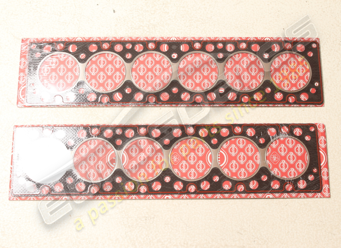 new ferrari 400i gasket set. part number 116147 (11)