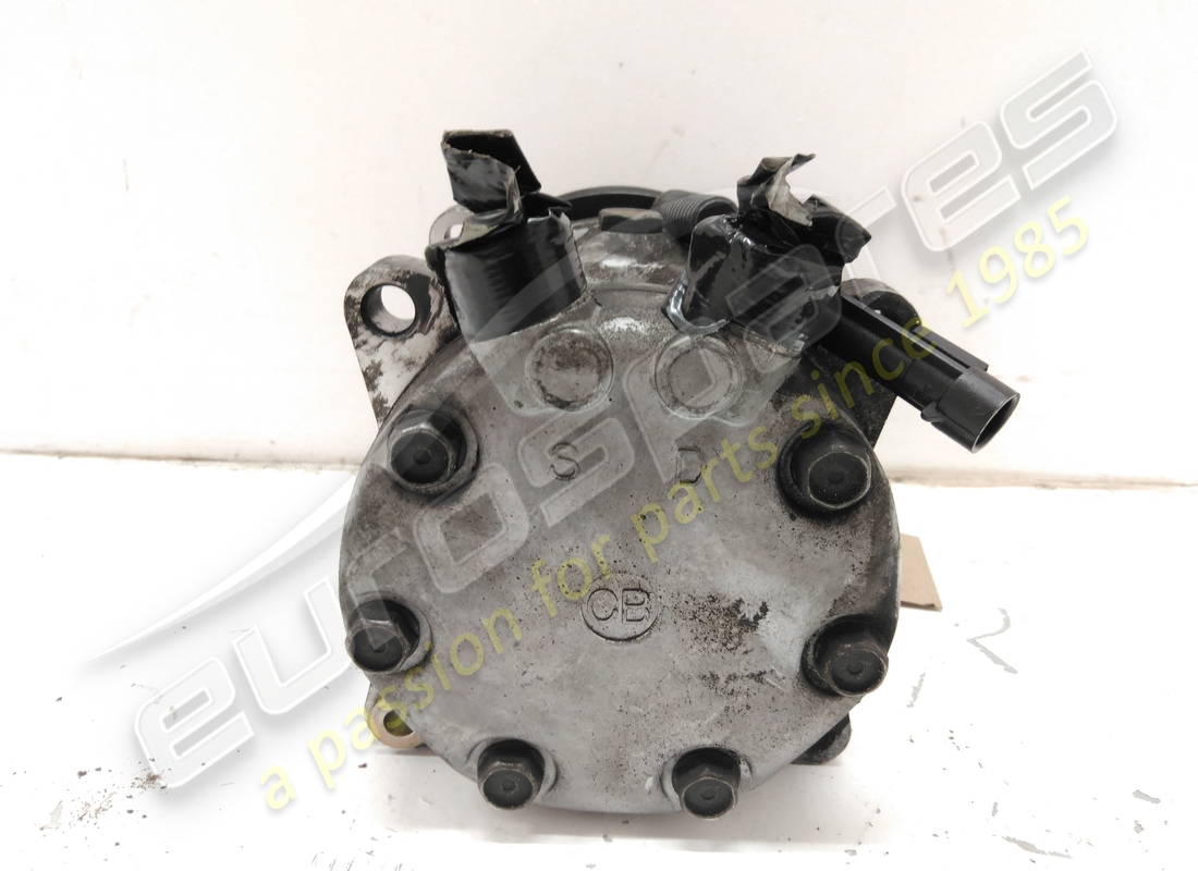 used ferrari ac compressor - sanden. part number 154676 (3)