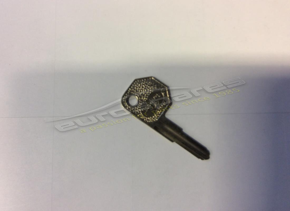 NEW (OTHER) Ferrari DOOR KEY BLANK SF3 SER6 . PART NUMBER MC36713 (1)