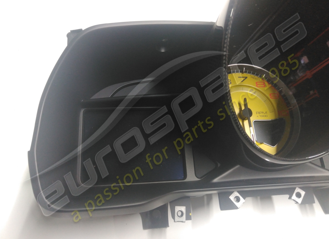 used ferrari instrument panel. part number 863733 (3)