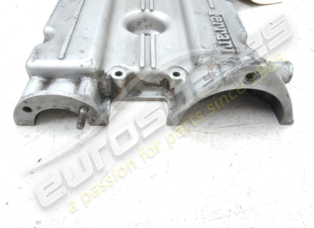 used ferrari lh cam cover. part number 105964 (3)