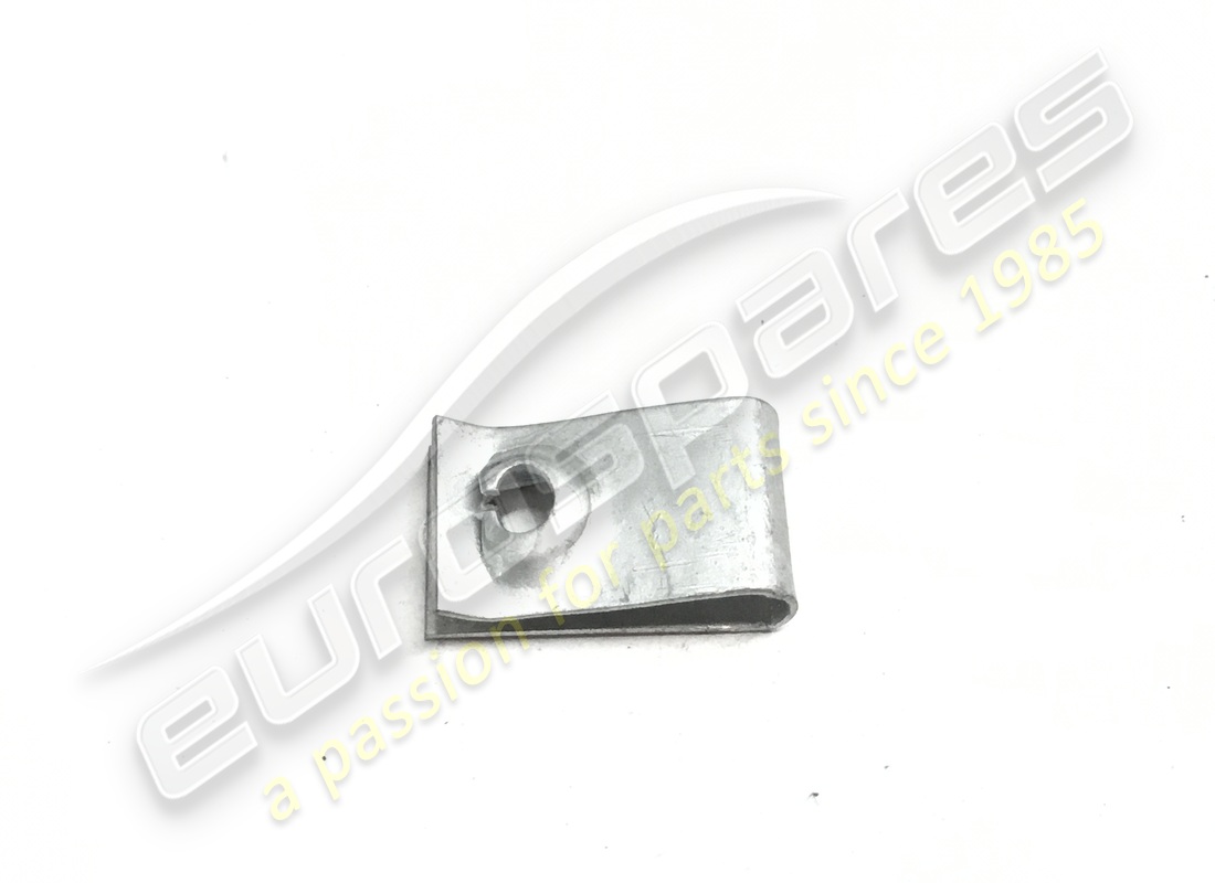 new maserati bracket. part number 67110400 (1)