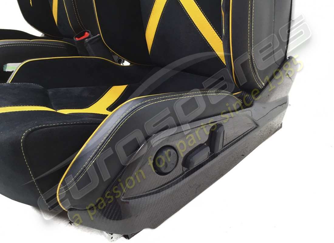 used eurospares aventador sv rhd seats in carbon. part number eap1374061 (4)