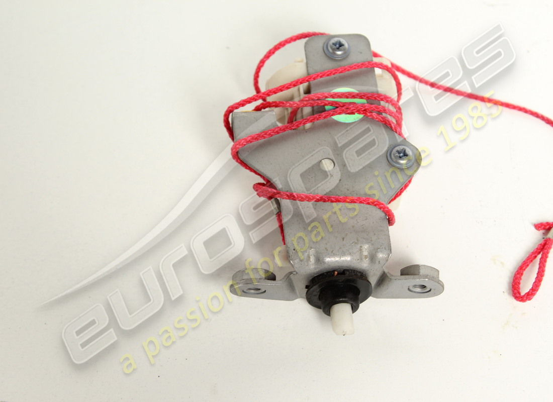 USED Ferrari ACTUATOR . PART NUMBER 85143200 (1)