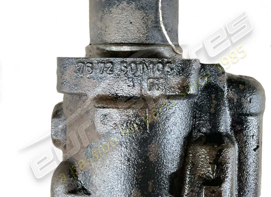 used lamborghini power steering pump. part number 004009736 (2)