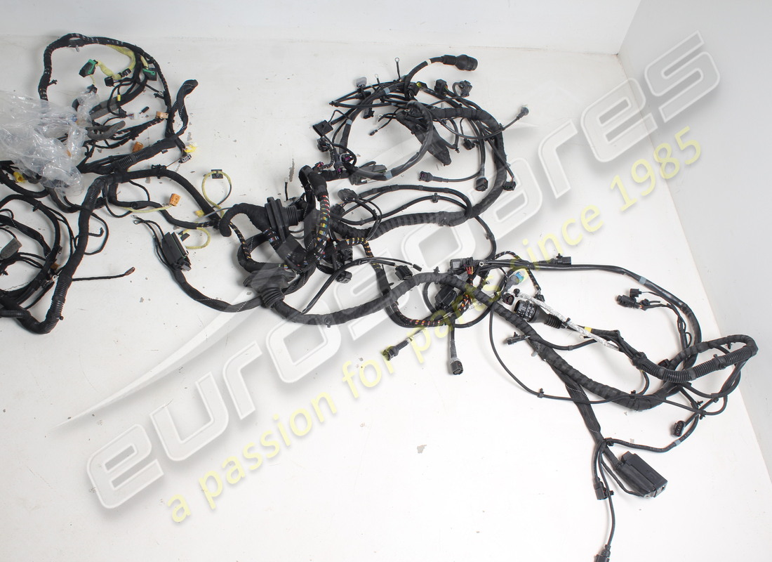 used lamborghini harness, passenger. part number 408971135at (4)