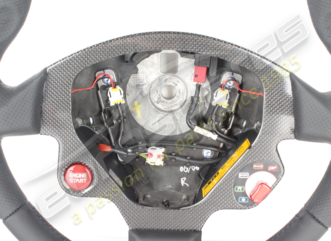 new ferrari volante guida carbon-p.nero. part number 80898200 (5)