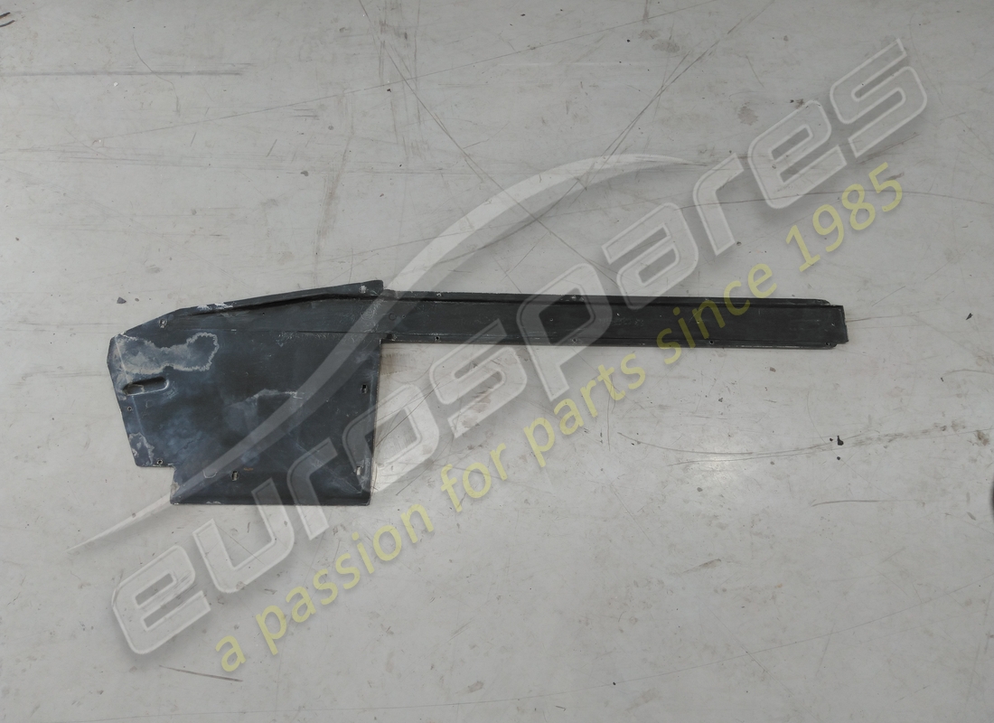 USED Ferrari LH LOWER PANEL . PART NUMBER 63939700 (1)