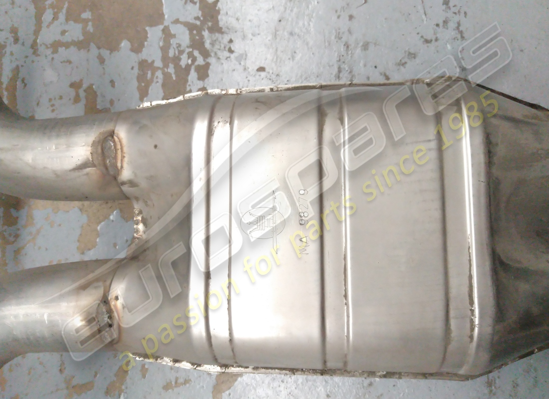 new maserati manifold with catalytic converter. part number 389005104 (4)