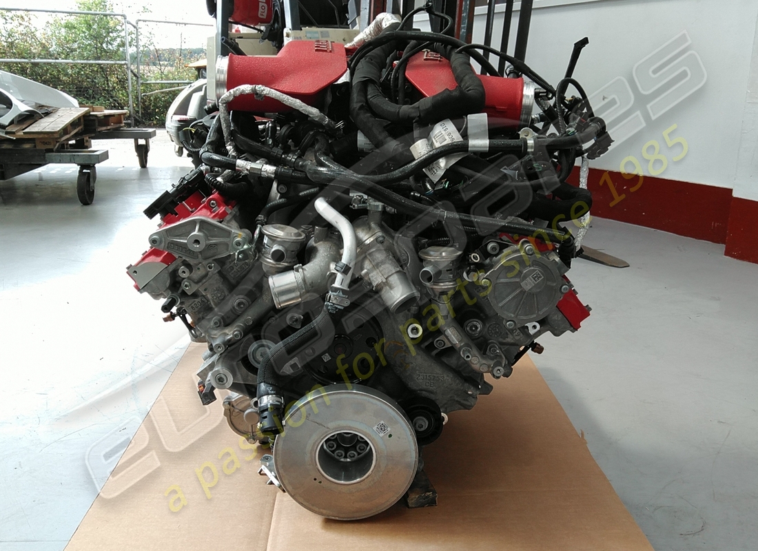 used ferrari f8 engine. part number 985000334 (2)