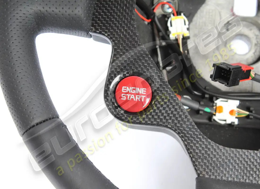 new (other) ferrari steering wheel. part number 83693500 (3)