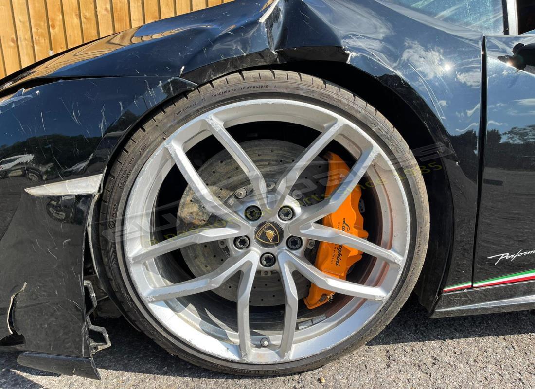 lamborghini performante spyder (2019) with 1,589 miles, being prepared for dismantling #10