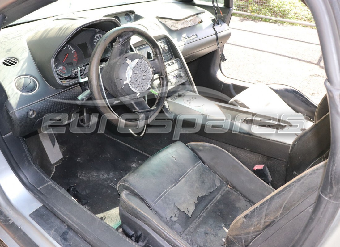 lamborghini gallardo spyder (2006) with 20,000 kilometers, being prepared for dismantling #9