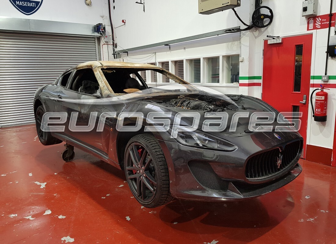 maserati granturismo mc stradale (2011) with 14,000 kilometers, being prepared for dismantling #9