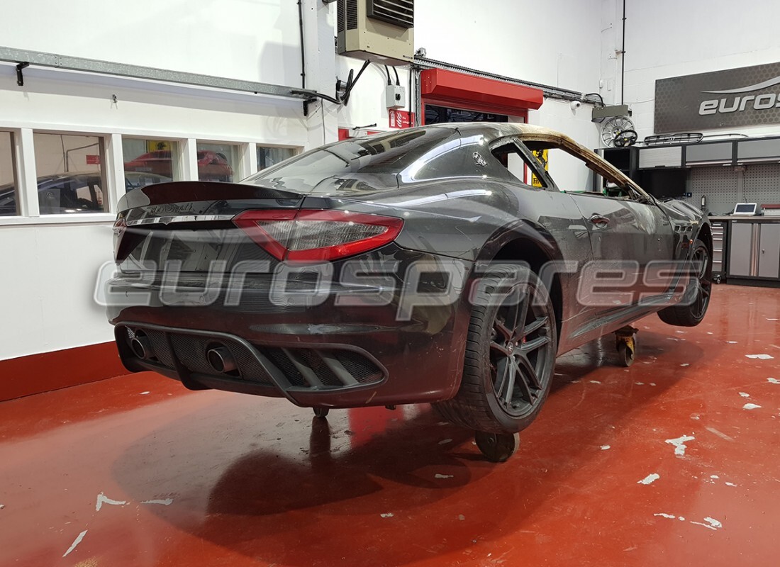 maserati granturismo mc stradale (2011) with 14,000 kilometers, being prepared for dismantling #4