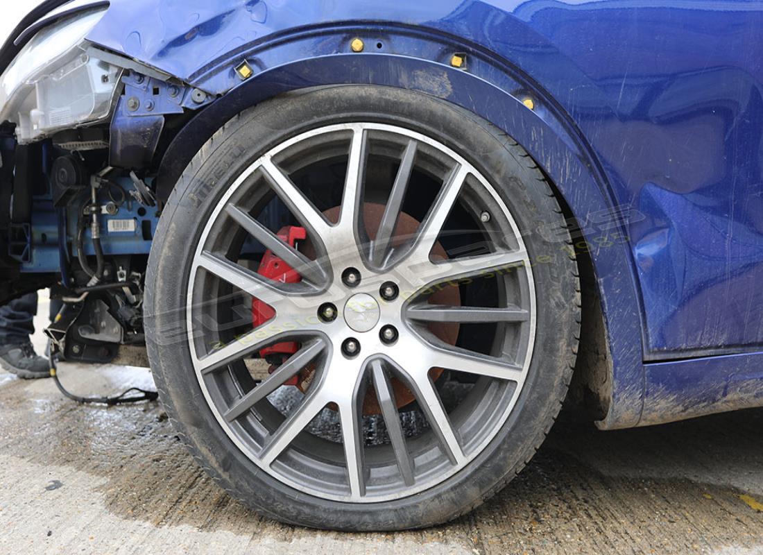 maserati levante (2017) with 41,527 miles, being prepared for dismantling #14