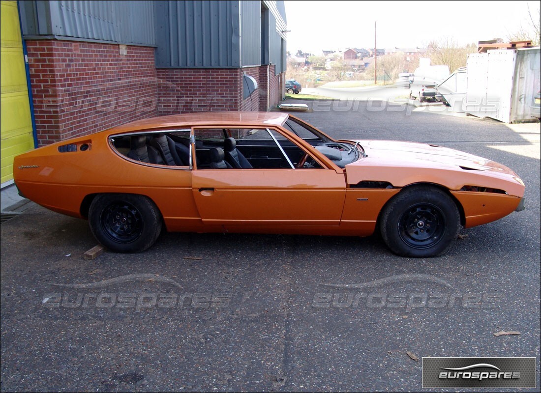 lamborghini espada with 44,000 miles, being prepared for dismantling #9