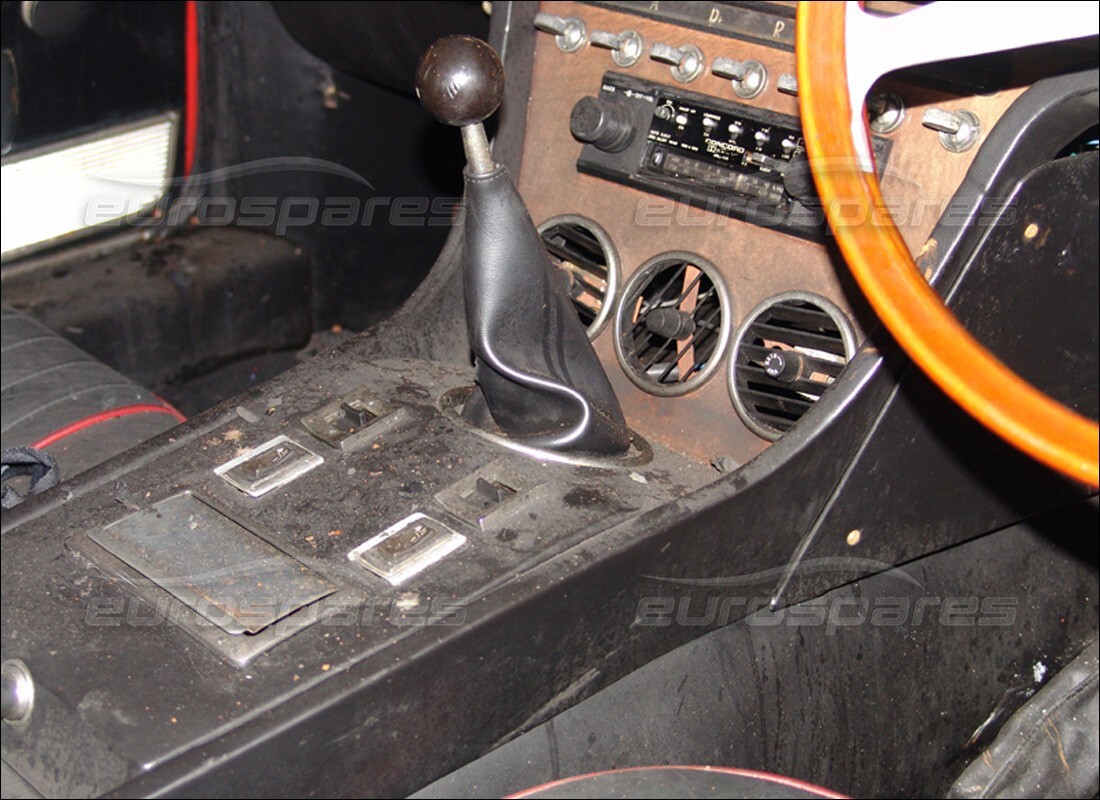 ferrari 365 gt 2+2 (mechanical) with unknown, being prepared for dismantling #7