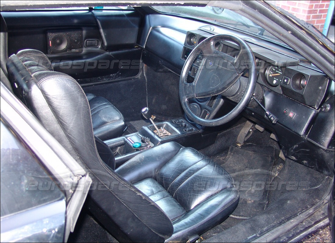 lamborghini jalpa 3.5 (1984) with 44,773 kilometers, being prepared for dismantling #7