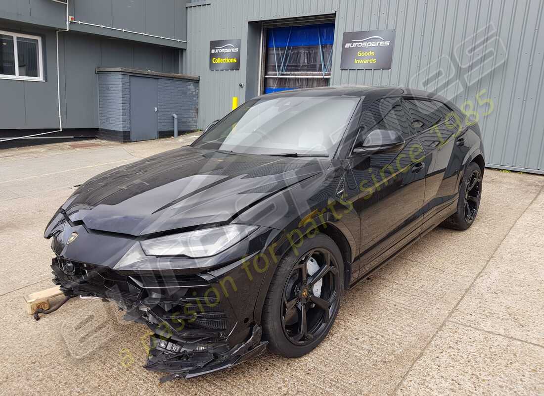 lamborghini urus (2020) with 16,266 miles, being prepared for dismantling #1