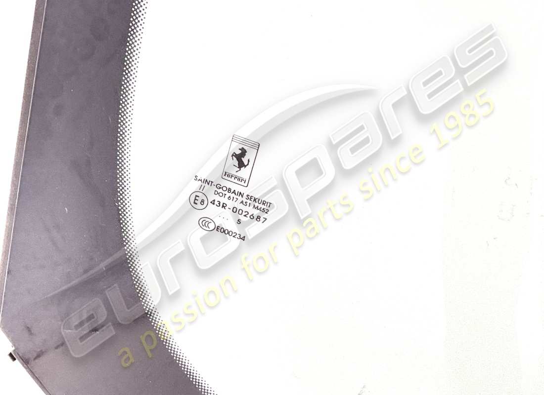 new ferrari windscreen 458 speciale aperta includes radio antenna. part number 86314000 (2)