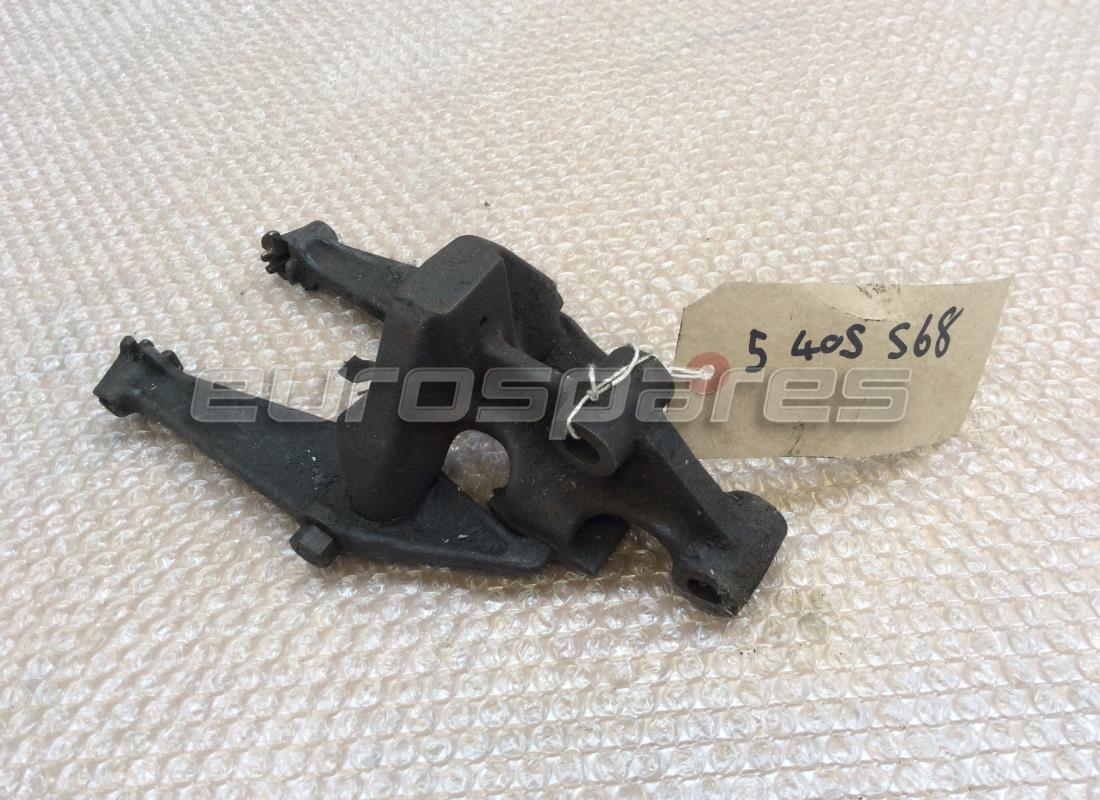 used maserati support. part number 5405568 (1)