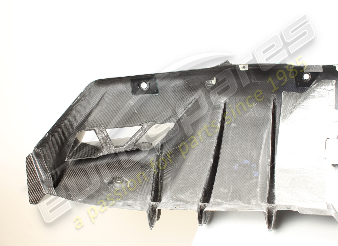 new lamborghini rear diffuser. part number 470807107b (4)