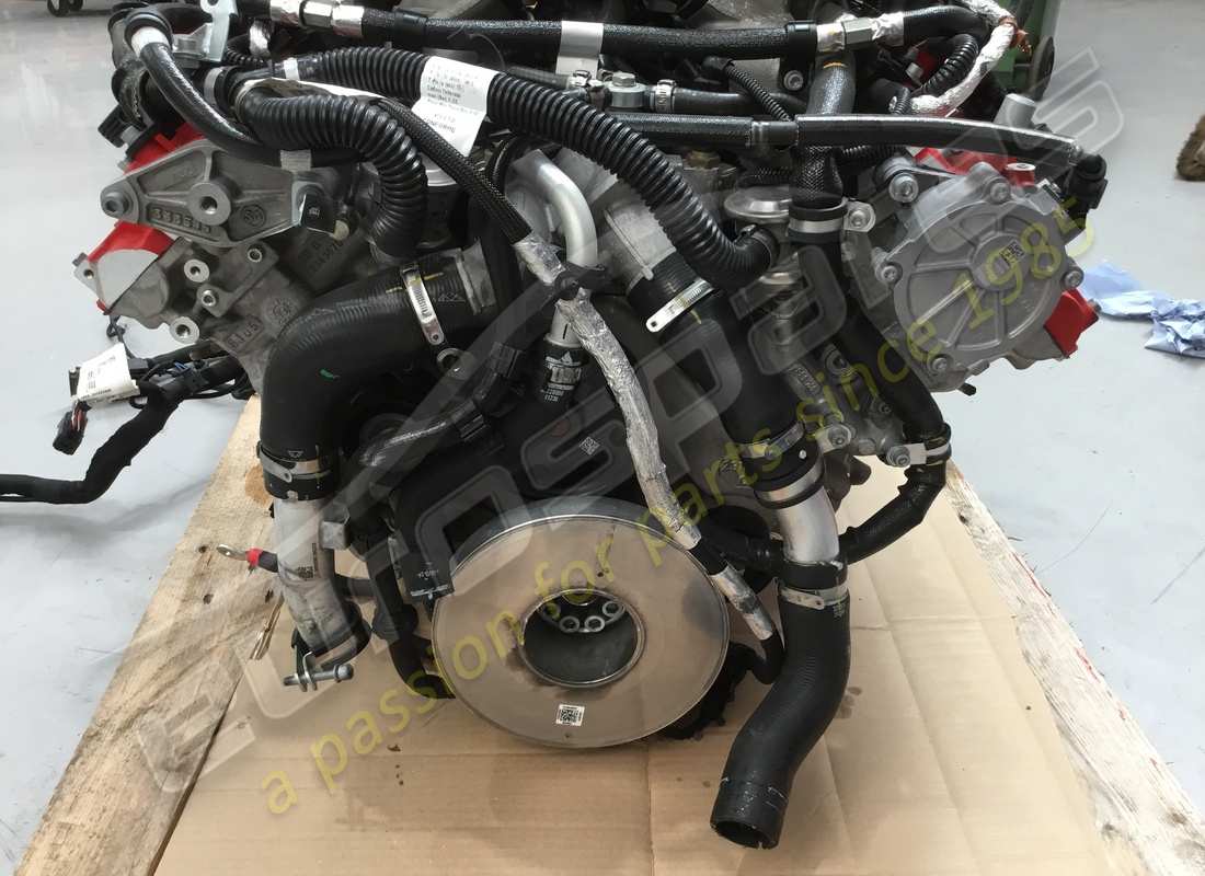 used ferrari f8 engine. part number 985000334 (7)