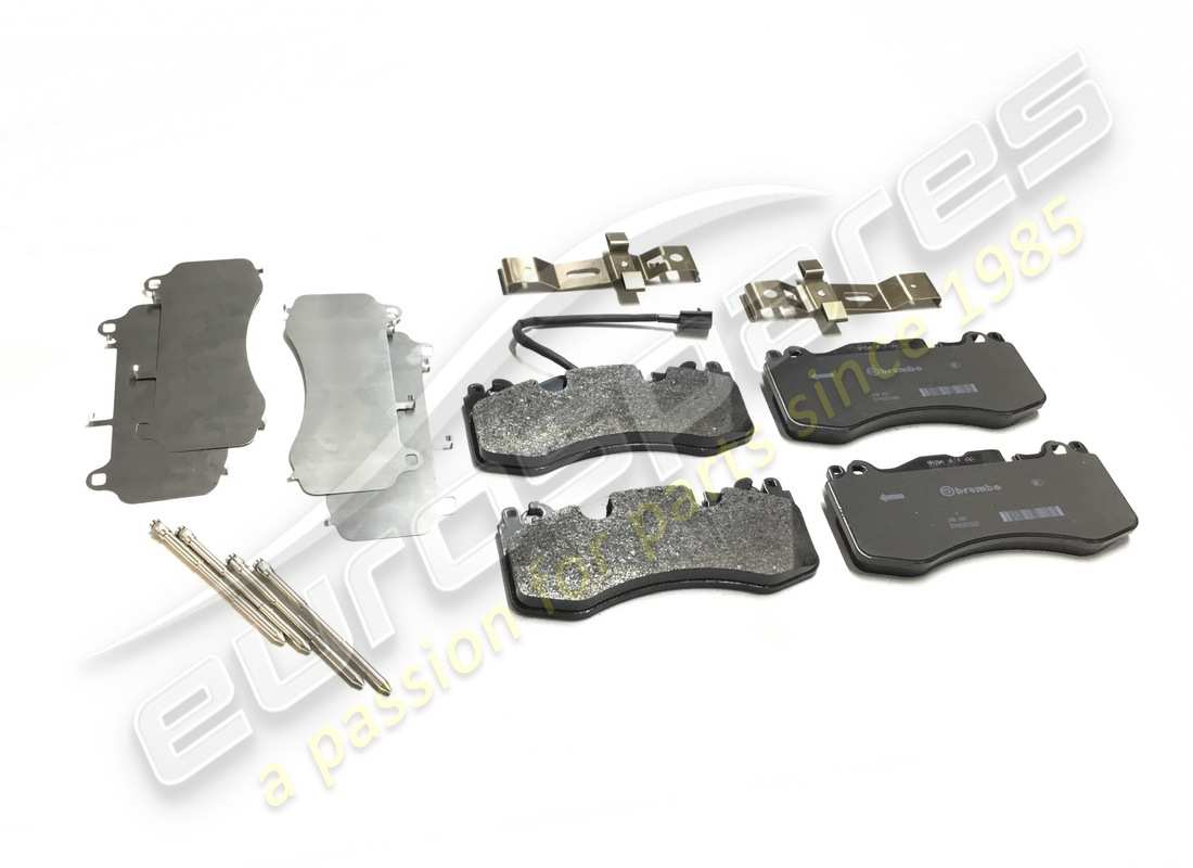 new maserati front brake pads set. part number 673012038 (1)