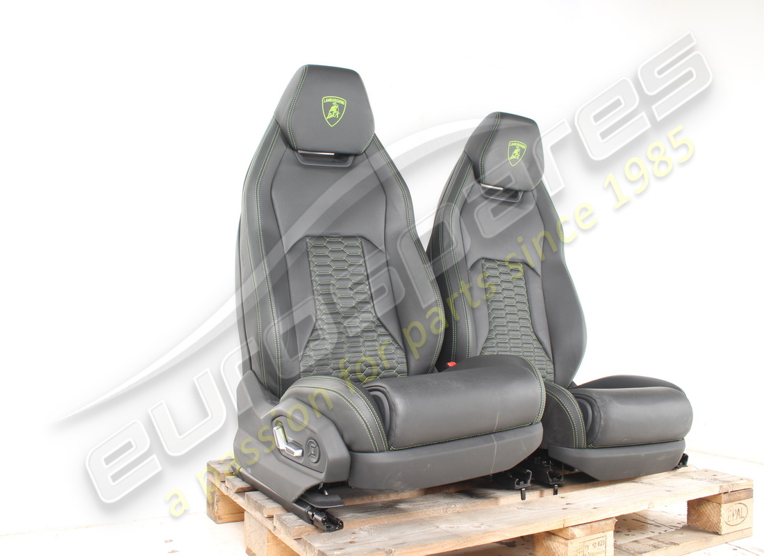 used eurospares urus complete seat set. part number eap1227394 (2)