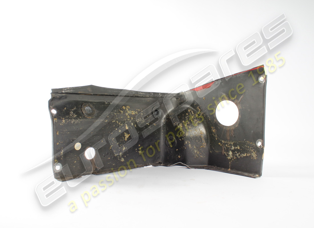 used ferrari shield. part number 61480100 (1)