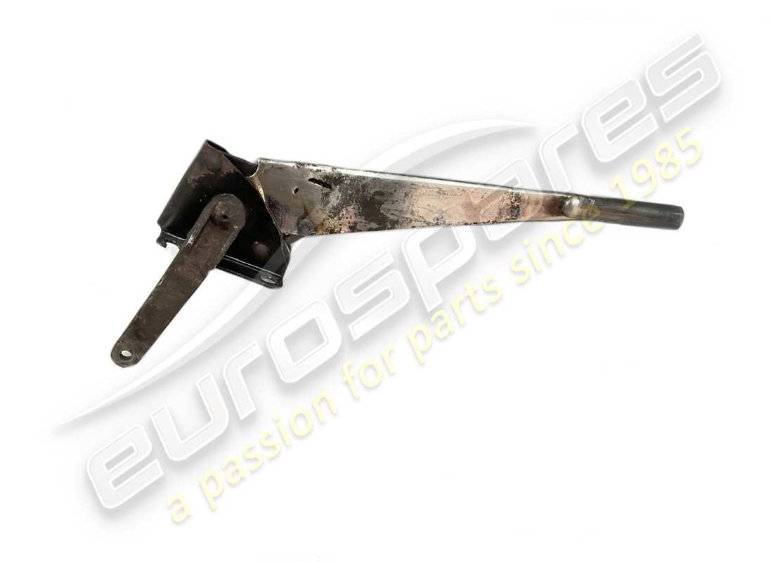 damaged ferrari handbrake lever. part number 680867 (1)