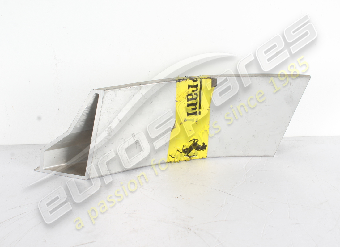 new ferrari rh lower frame. part number 166215 (2)