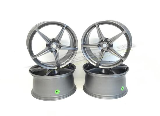 reconditioned ferrari 458 am rims set w studs part number 70001936