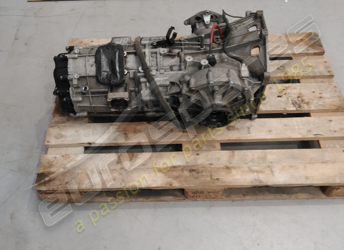 used lamborghini transmission. part number 086300045j (4)