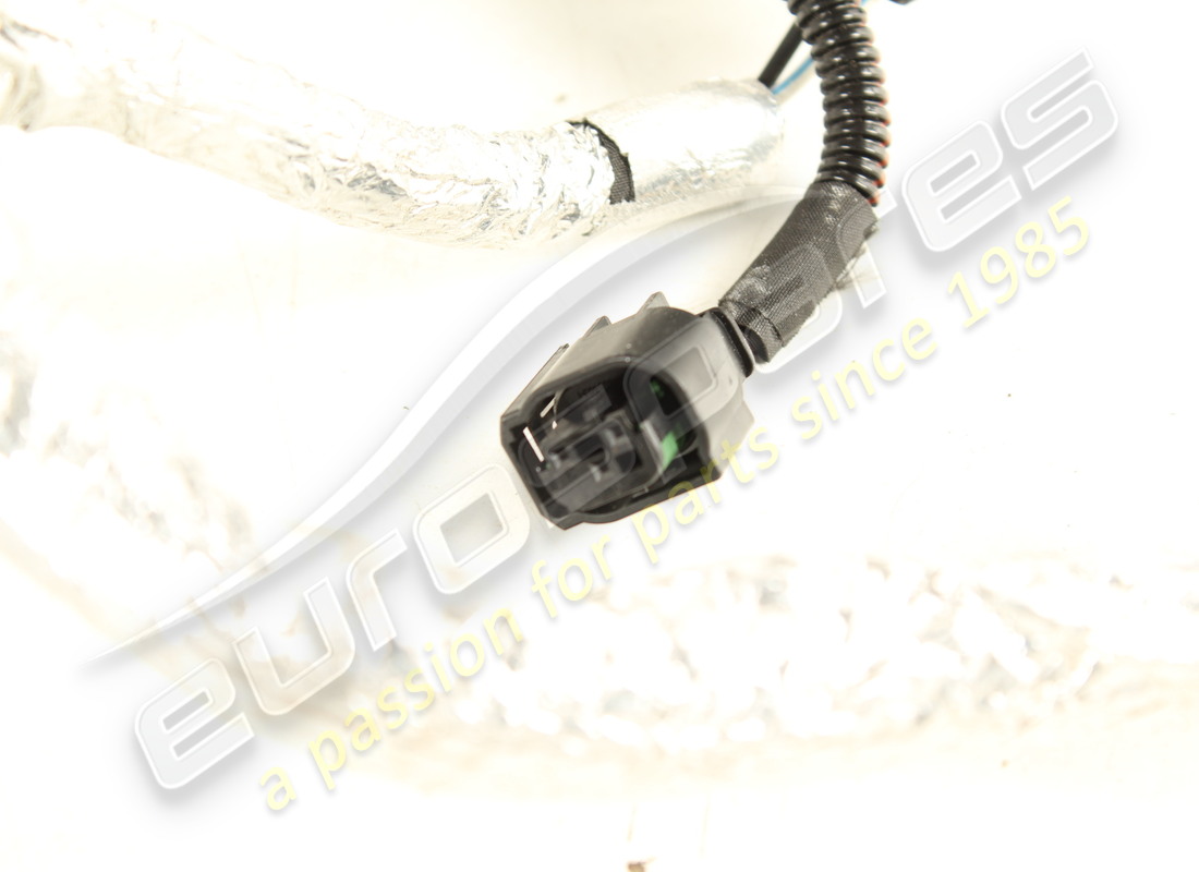 used ferrari rear bumper cable. part number 916625 (3)