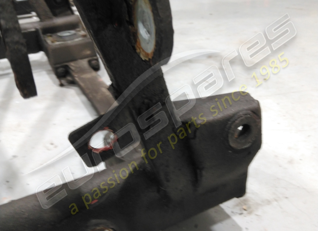 damaged ferrari engine frame. part number 65098600 (2)