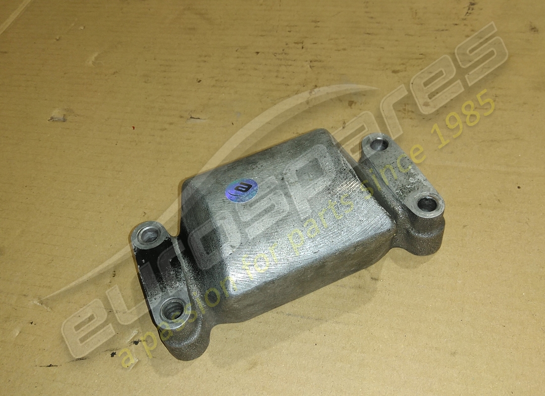 used ferrari lower cover. part number 104315 (2)