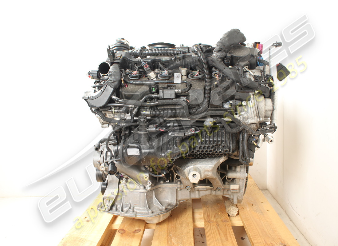 used lamborghini urus engine. part number 0p2100021s (2)