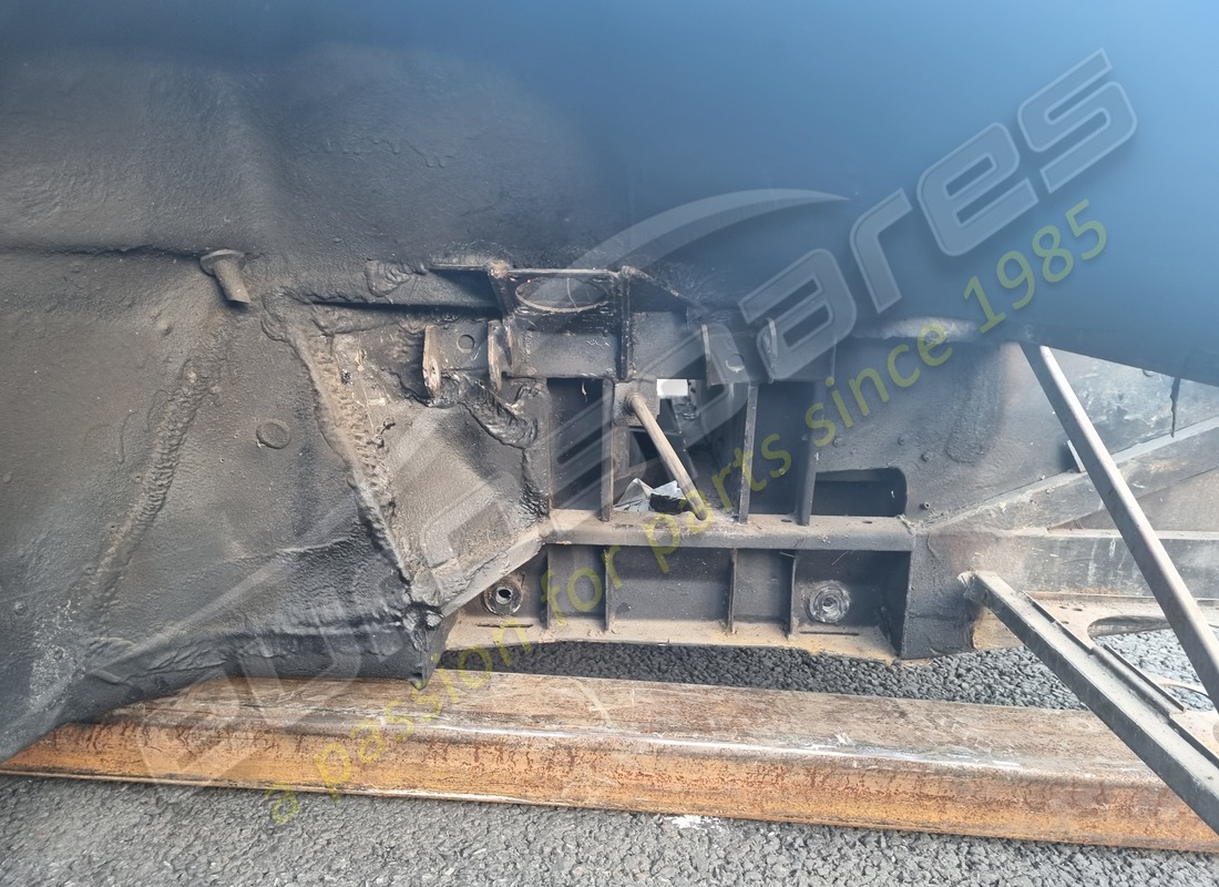 used eurospares ferrari testarossa complete front chassis lhd part number eap1390093 (6)